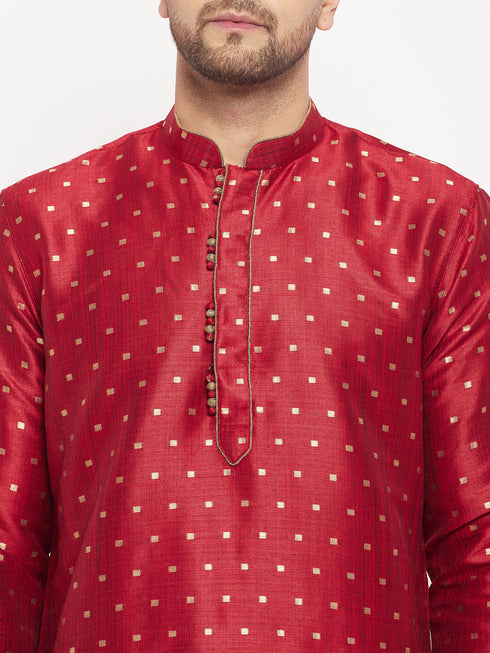 VASTRAMAY Men's Maroon Zari Weaved Kurta